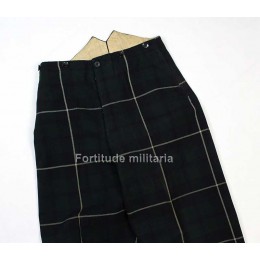 British pants, pattern 40