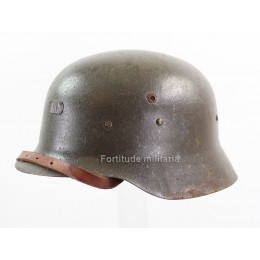 Spannish Z42 combat helmet