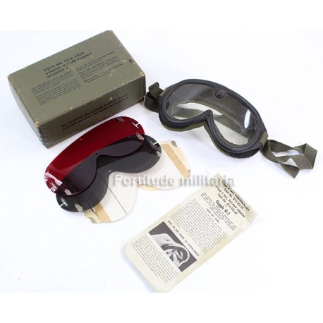 US M-1944 goggles in box