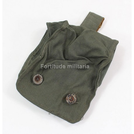 Spare gas mask filster carrying pouch