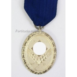 Female RAD service medal