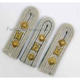 Heer adminiastrative shoulder boards