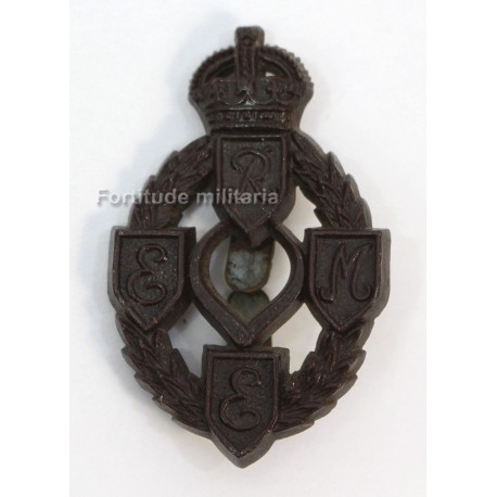 "Royal Electrical & Mechanical Engineers Corps"