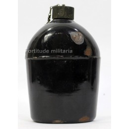 US ARMY enameled canteen