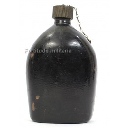 US ARMY enameled canteen