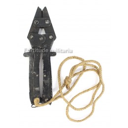 British wire cutter